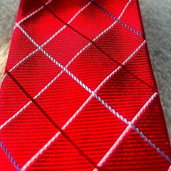 Haspel Fresh Tailored 100% Silk July 4th Tie Red White and Blue Diagonal Pattern - Picture 3 of 13